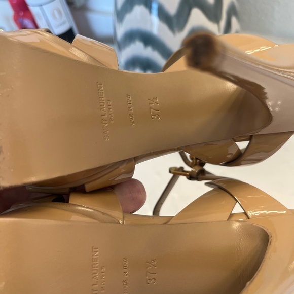 Yves Saint Laurent Patent, beige heels, size 37 1/2. Gently used. - Picture 3 of 8